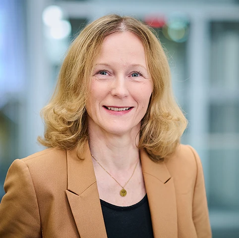 Katrin Mandischer